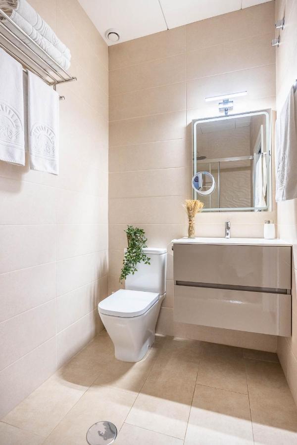 Apartamento Leyendas De Becquer A4 Seville Luaran gambar
